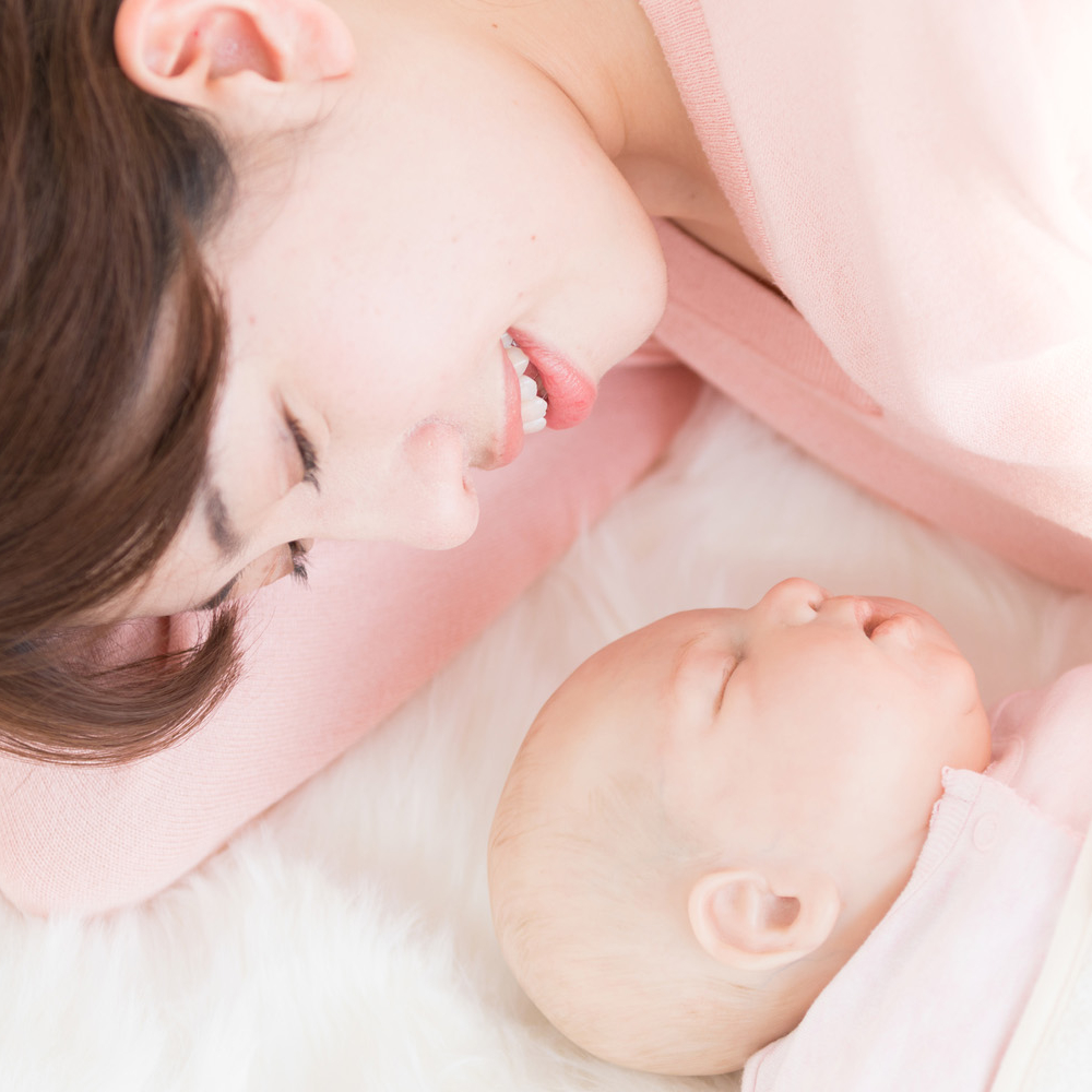 痛みのない授乳促進／乳房ドレナージマッサージ療法